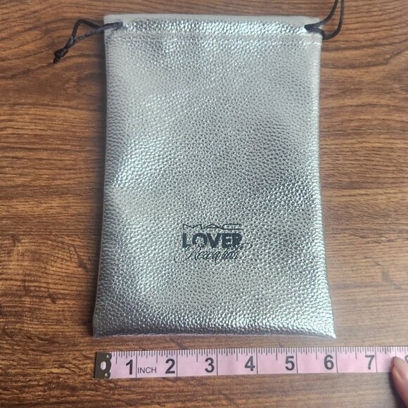 MAC Lover Rewards Silver Drawstring Bag - Picture 4 of 4